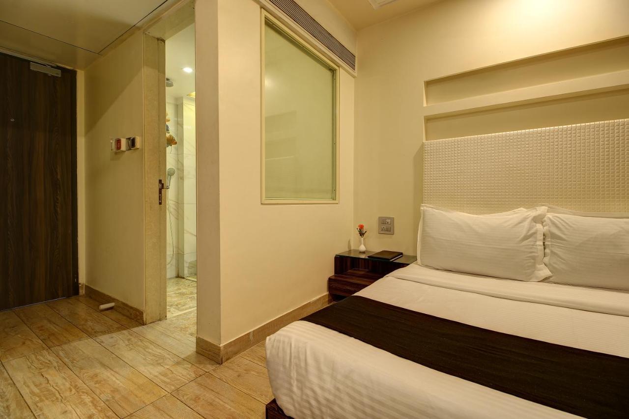 Hotel Mumbai House Juhu, Santacruz West, Мумбаи Номер фото